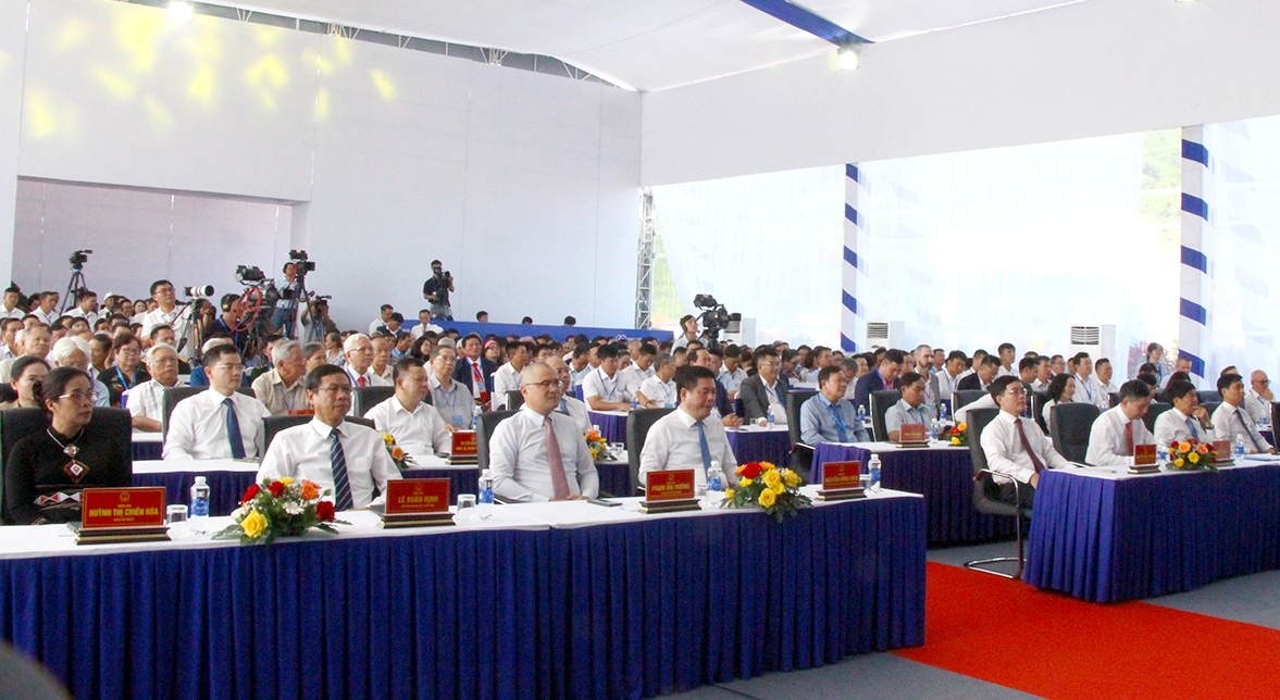 khởi động 1